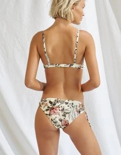 Watercult Secret Garden Underwired Bikini Top - Sunfaded Florals -Pitusa Shop 202 7372 100 202 697 100 3