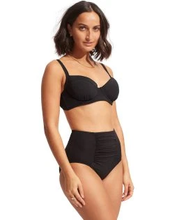 Seafolly Collective DD Cup Underwire Bikini Top - Black 8 Seafolly Collective DD Cup Underwire Bikini Top - Black -Pitusa Shop 31383DD942 Black 40304 942 Black 4 defabd64 0d23 4b0e b34d 834f2ca7ea01