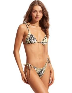 Seafolly Take Flight Slide Tri Bikini Top - Wild Lime 9 Seafolly Take Flight Slide Tri Bikini Top - Wild Lime -Pitusa Shop 31428 914 WildLime 40706 914 WildLime 2993