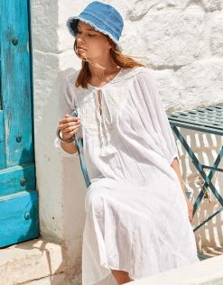 Iconique Monica Maxi Dress