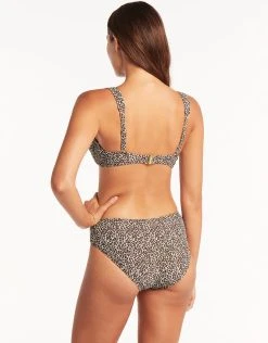 Sea Level Wild Cat Underwired C/D Cup Bikini Top - Animal -Pitusa Shop S15 SL3449WS CD Cup with Underwire Bra White SL4500WS Mid Bikini Pant White 22299 Bond Eye Sealevel D1 0757