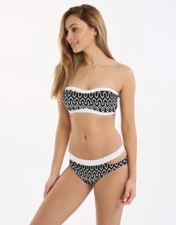 Seafolly Optic Wave Split Band Hipster - Black 6 Seafolly Optic Wave Split Band Hipster - Black -Pitusa Shop seafolly optic wave split band hipster black 3